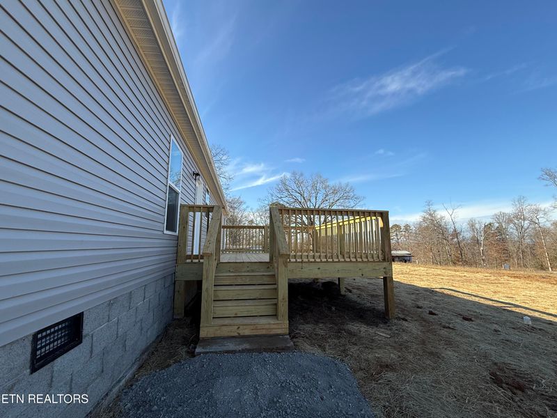 196 Copenhaver Rd, Lenoir City, TN 37771