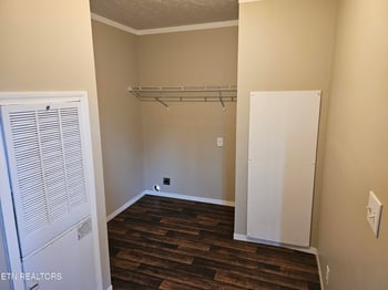 196 Red Hill Rd, Sunbright, TN 37872