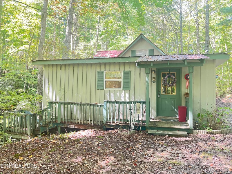 196 Roberts Ln, Tellico Plains, TN 37385