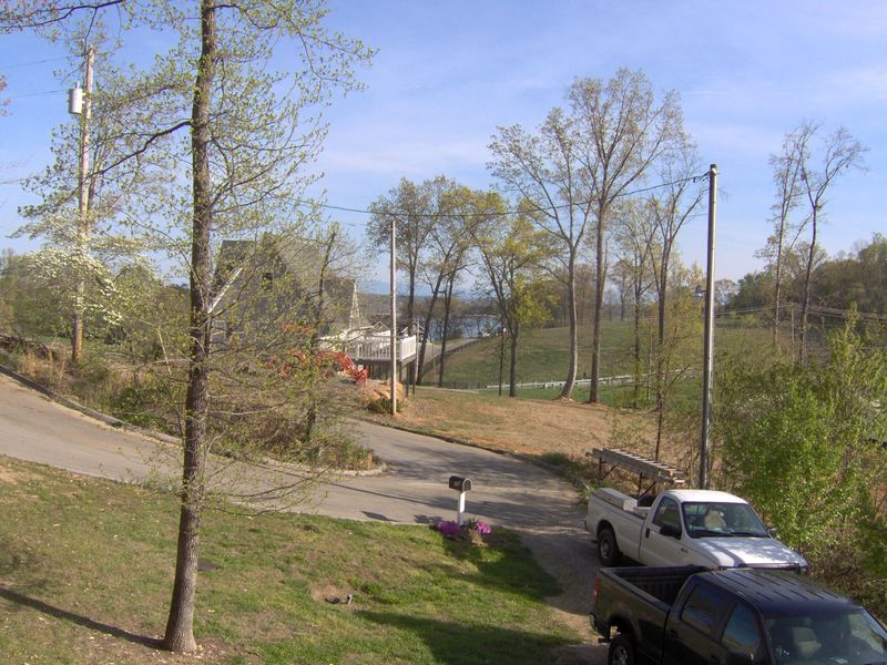 196 White Oak Ln, Rutledge, TN 37861