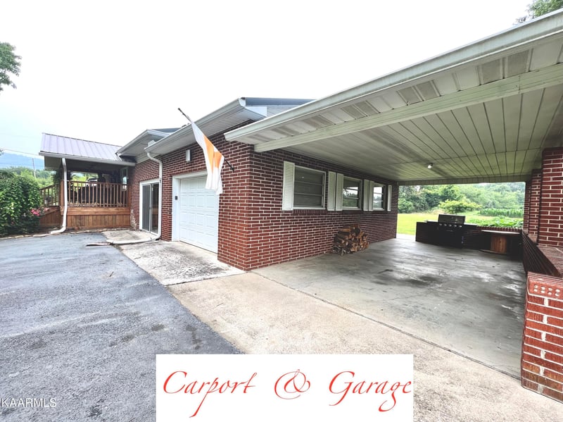 196 Wooldridge Pike, Newcomb, TN 37819
