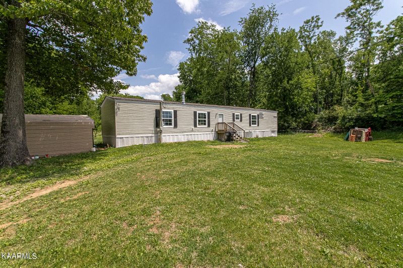 1960 Whirlwind Way, Mascot, TN 37806