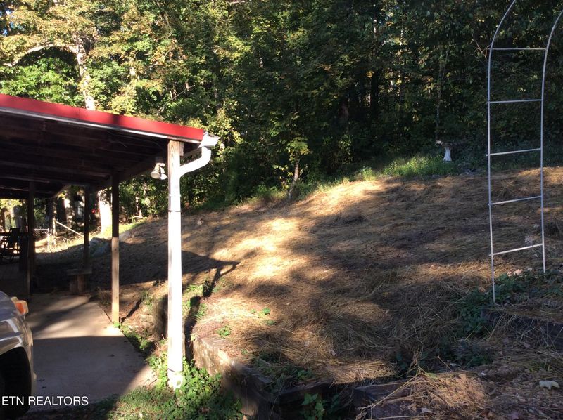 1961 E Wolf Valley Rd, Heiskell, TN 37754