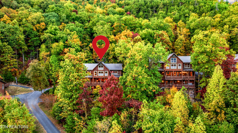 1964 Blackthorn Tr, Sevierville, TN 37876