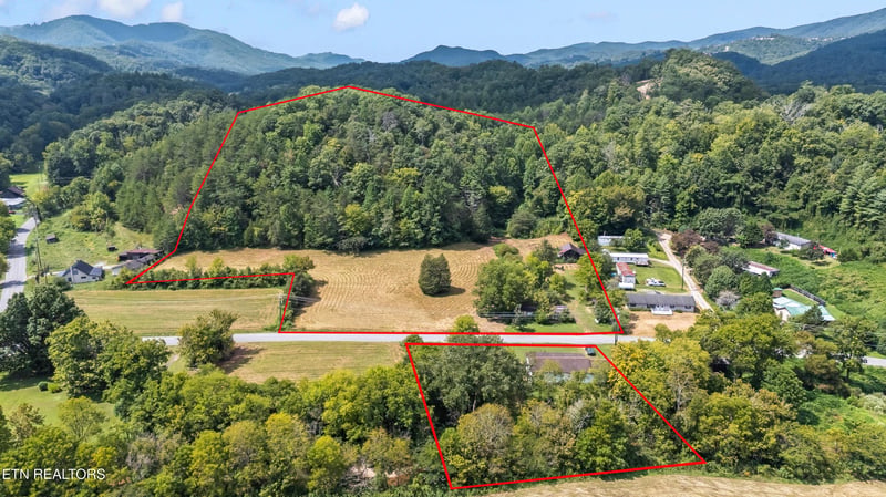 1964 Little Valley Rd, Sevierville, TN 37862