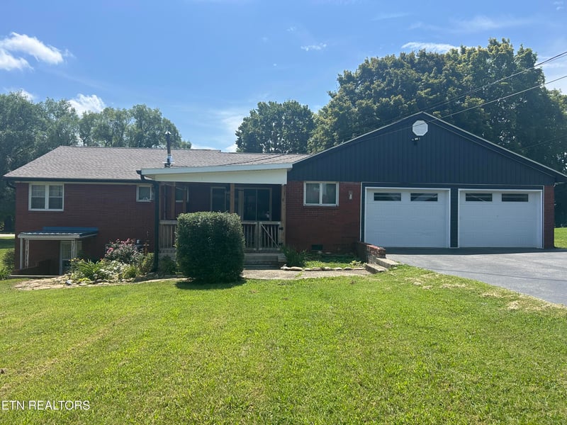 1966 Magnolia Ave, Morristown, TN 37814