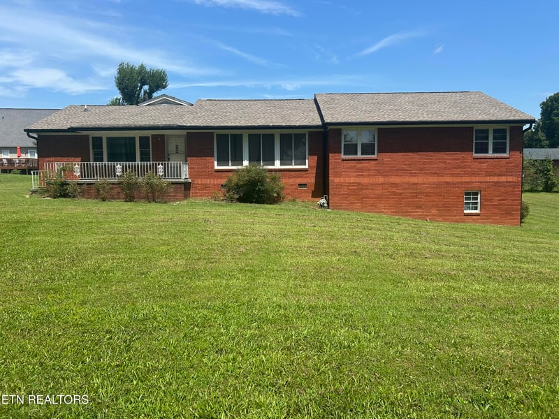 1966 Magnolia Ave, Morristown, TN 37814