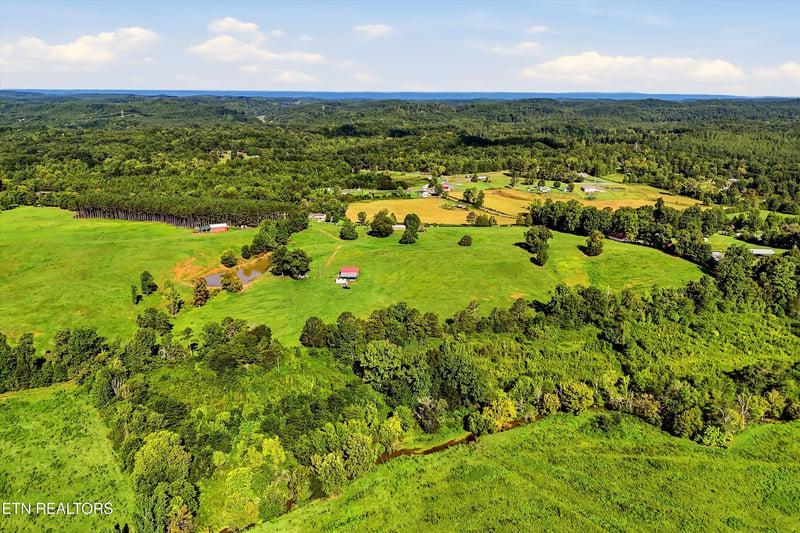 197 County Road 105, Athens, TN 37303