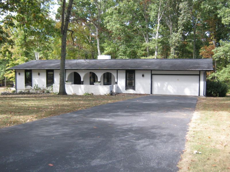 197 Hickory Hollow Dr, Crossville, TN 38555