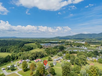 197 Liberty Rd, Wartburg, TN 37887