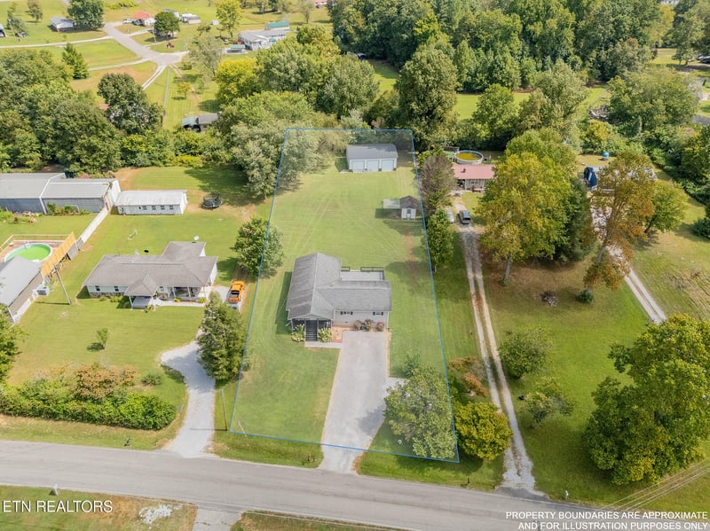 197 Liberty Rd, Wartburg, TN 37887