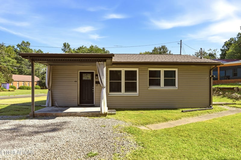 197 Manhattan Ave, Oak Ridge, TN 37830