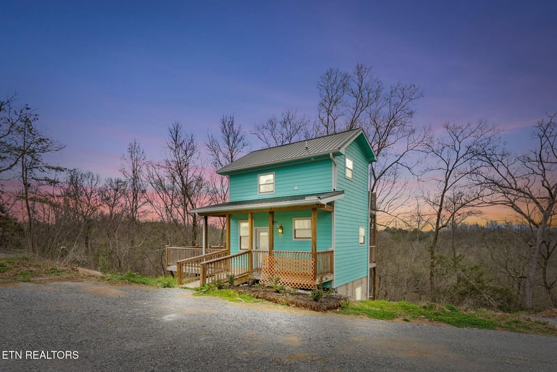 197 Ruth Ln, Sevierville, TN 37862