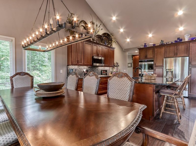 1976 Tranquility Ln, Sevierville, TN 37876