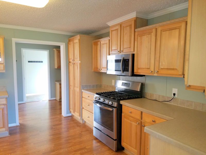 198 Ayers Ln, Sweetwater, TN 37874