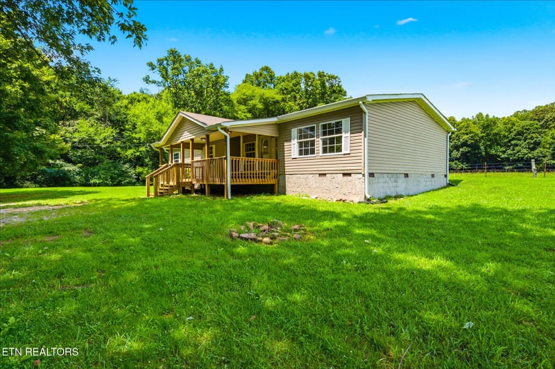 198 County Road 64, Riceville, TN 37370