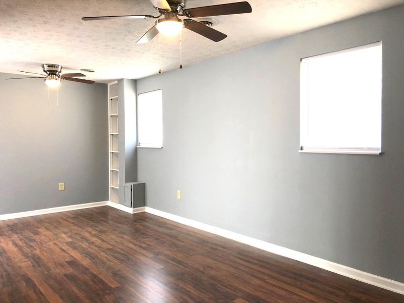 198 Shannons Rd, Jacksboro, TN 37757