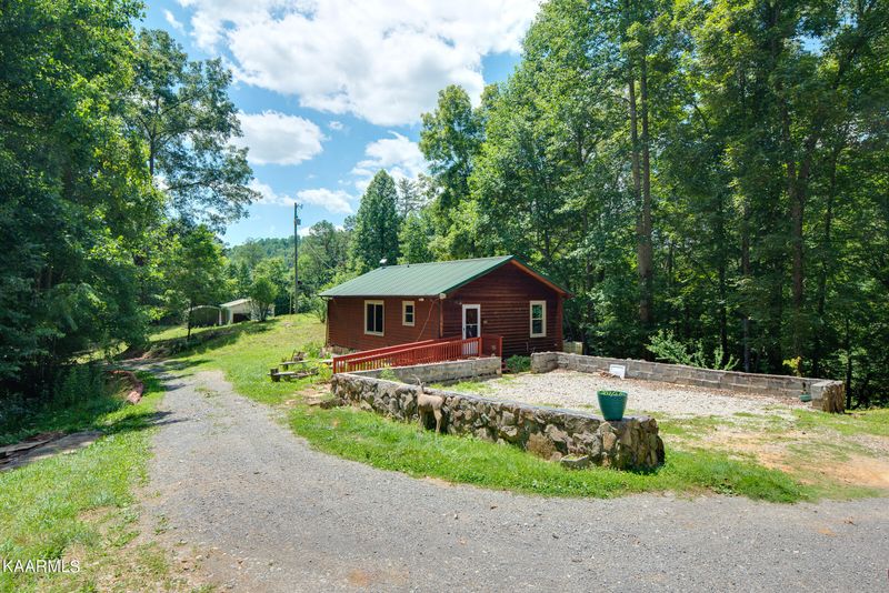 198 Tim Nicely Ln, Washburn, TN 37888