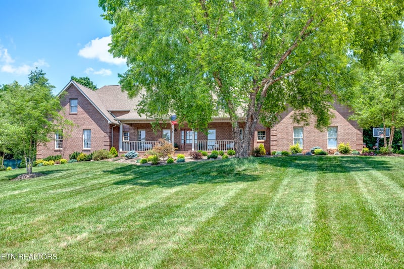 1980 Carpenters Grade Rd, Maryville, TN 37803