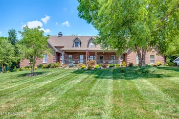 1980 Carpenters Grade Rd, Maryville, TN 37803