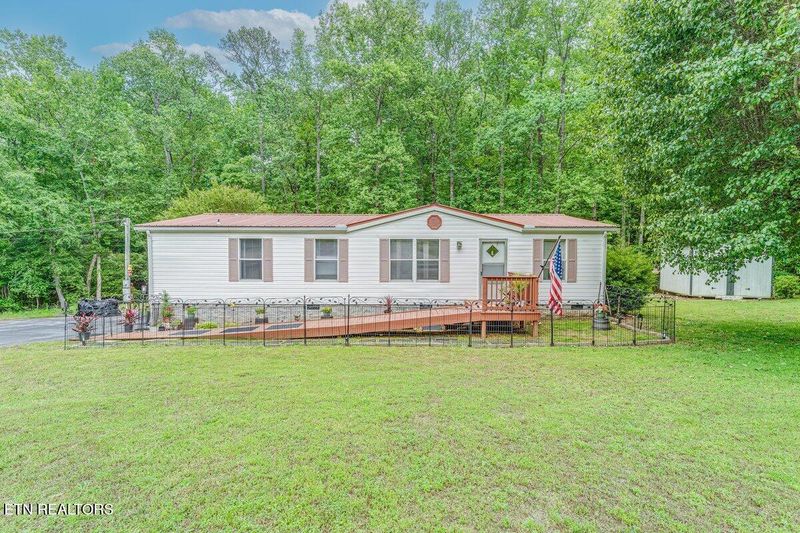 199 Allison Dr, Harriman, TN 37748