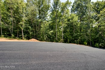 199 Canter Way, Lenoir City, TN 37771