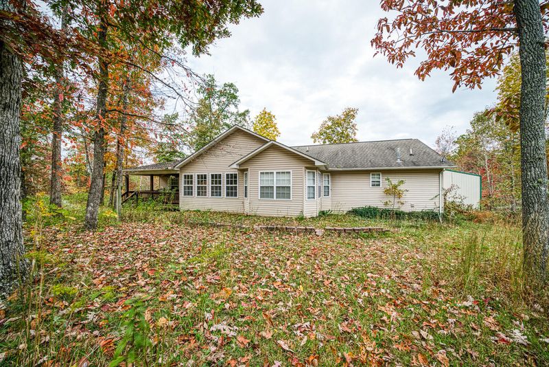 199 Clinton Wright Ln, Crossville, TN 38572