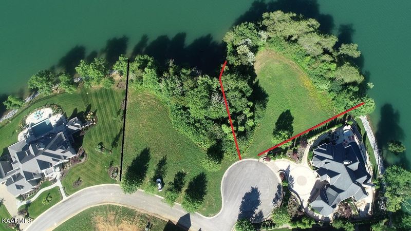199 Helm Rd, Lenoir City, TN 37772