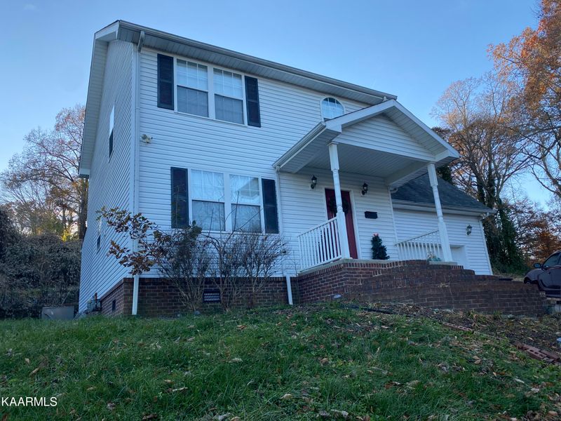 199 Rock Springs Rd, Lenoir City, TN 37771