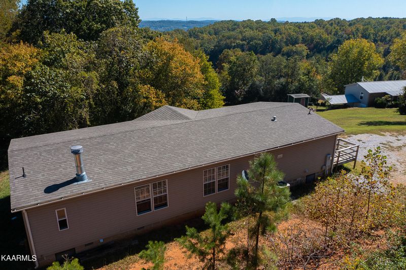 1990 Bluff Rd, Harriman, TN 37748