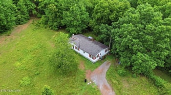 1991 Price Rd, Lenoir City, TN 37771