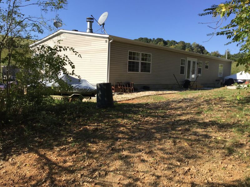 19978 Buttermilk Rd, Lenoir City, TN 37771