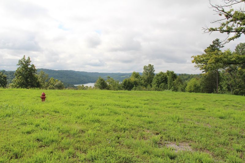 20 Highland Tc, Lafollette, TN 37766