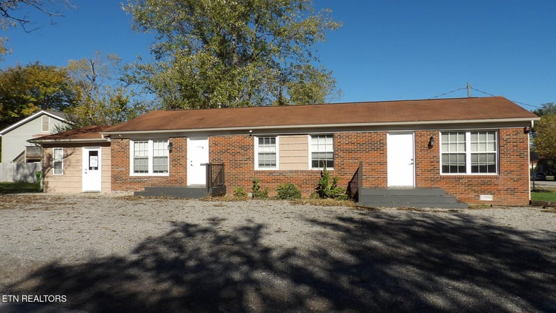 20 Penny Ln, Crossville, TN 38555