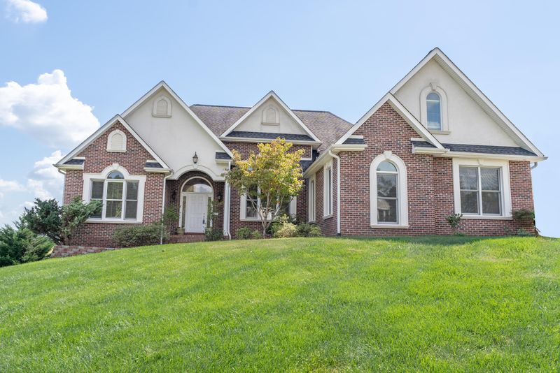 20 Raintree Crossing, Oak Ridge, TN 37830