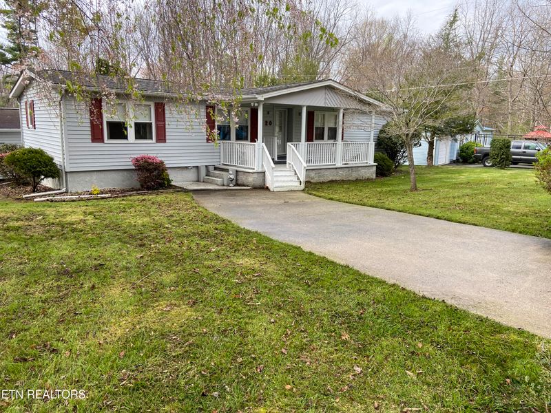 20 Robin Hood Ln, Fairfield Glade, TN 38558