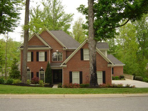 20 Rockingham Ln, Oak Ridge, TN 37830