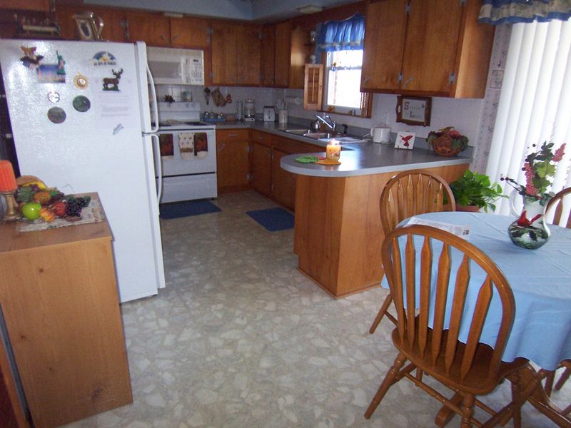 20 Sunset Dr, Crossville, TN 38555