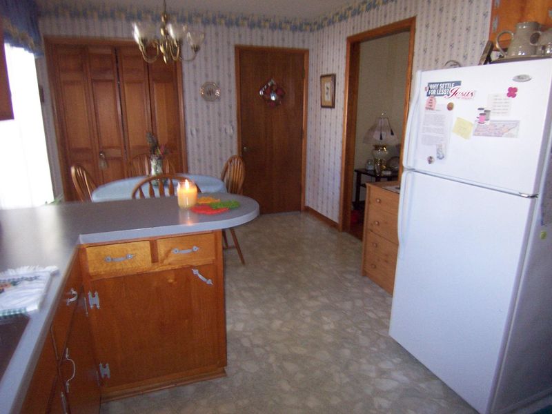 20 Sunset Dr, Crossville, TN 38555