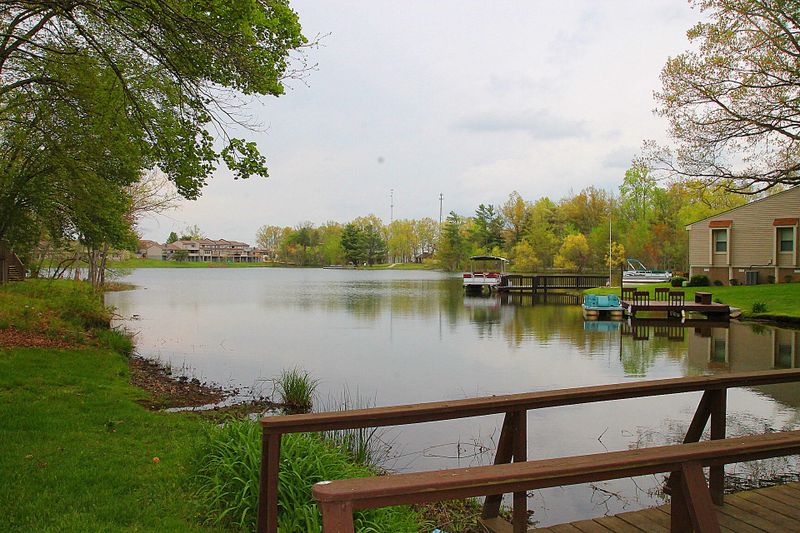 20 Woodland Ter, Crossville, TN 38558