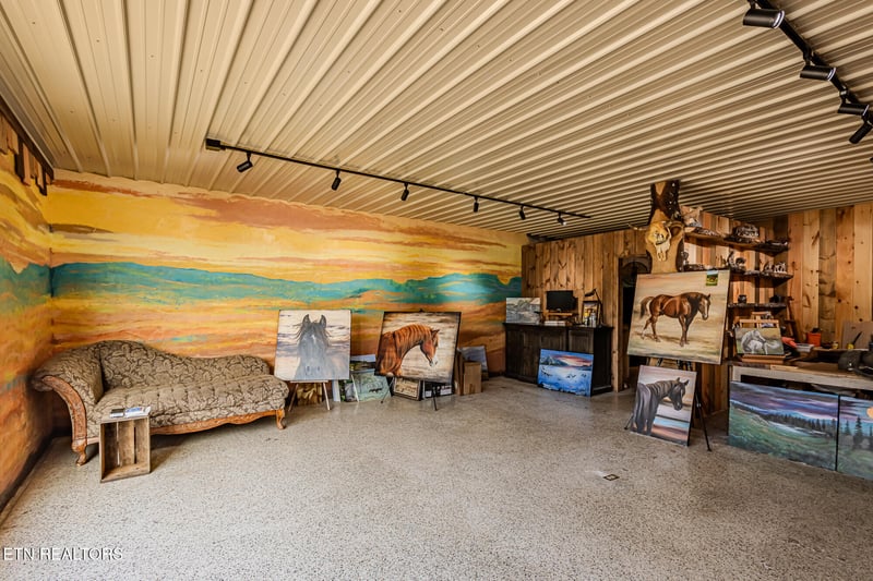 200 9th St, Etowah, TN 37331