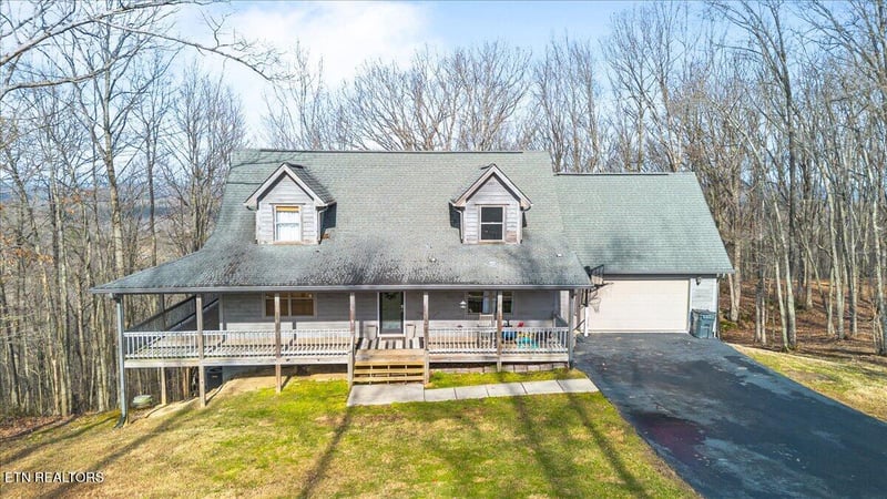 200 Brady Ln, Oneida, TN 37841