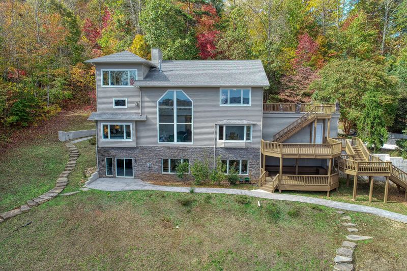 200 Brashears Rd, Harriman, TN 37748