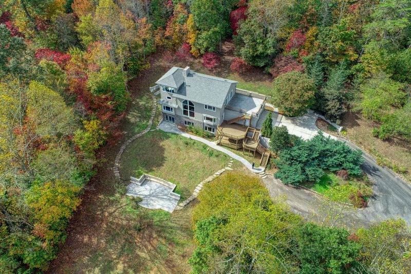 200 Brashears Rd, Harriman, TN 37748