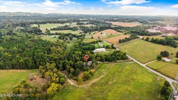 200 Campground Rd, Madisonville, TN 37354