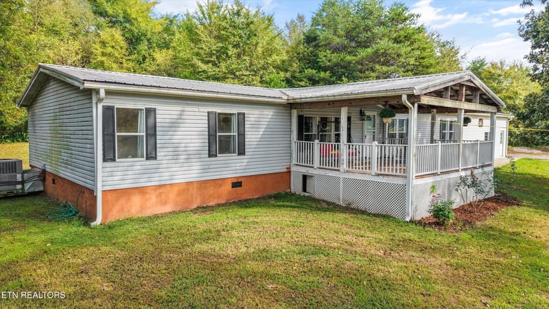 200 Campground Rd, Madisonville, TN 37354