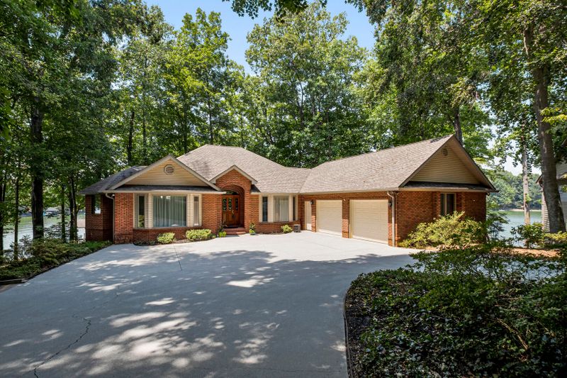 200 Dudala Way, Loudon, TN 37774