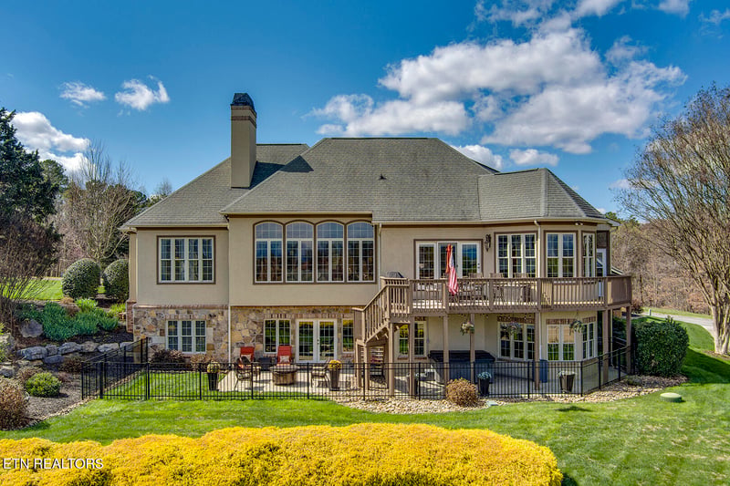 200 Eagle Cir, Vonore, TN 37885