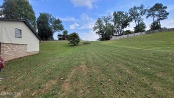 200 Highland View Dr, Knoxville, TN 37920