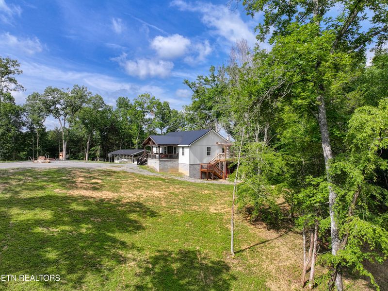 200 Howell Rd, Mascot, TN 37806